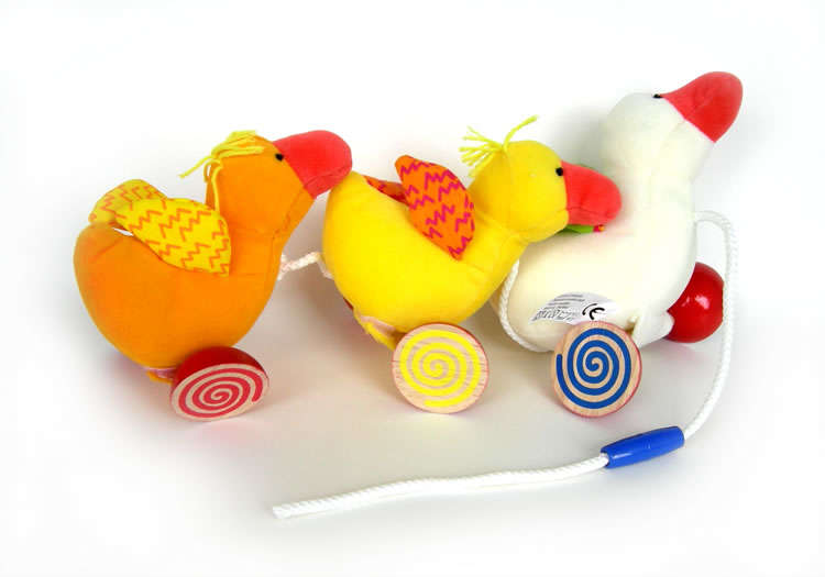 Teddykompaniet Ducks on a Row Pull Toy (Dragankor) - Click Image to Close