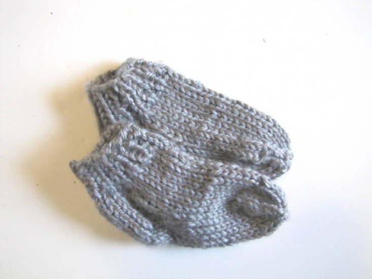 KSS Grey Acrylic Knitted Booties (0 - 3 Months)