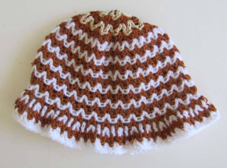 KSS Brown/White Crocheted Sunhat 14-15" (0-1 Years) - Click Image to Close