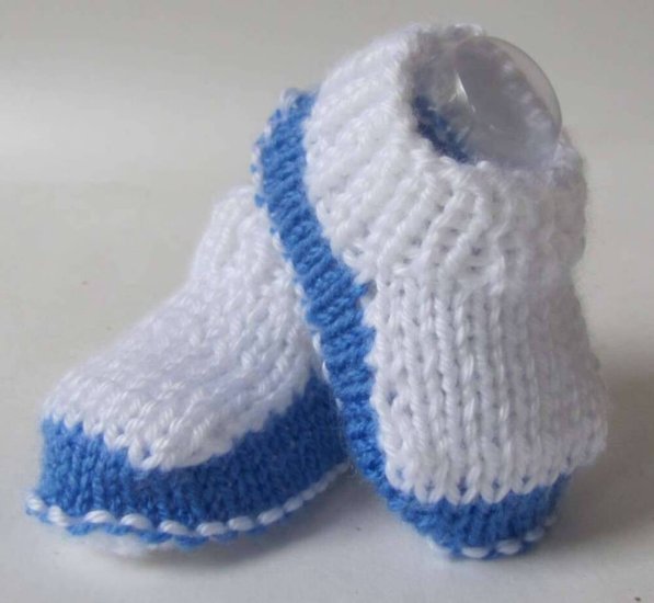 KSS Soft Knitted Blue/White Booties (6 - 9 Months) BO-050 - Click Image to Close