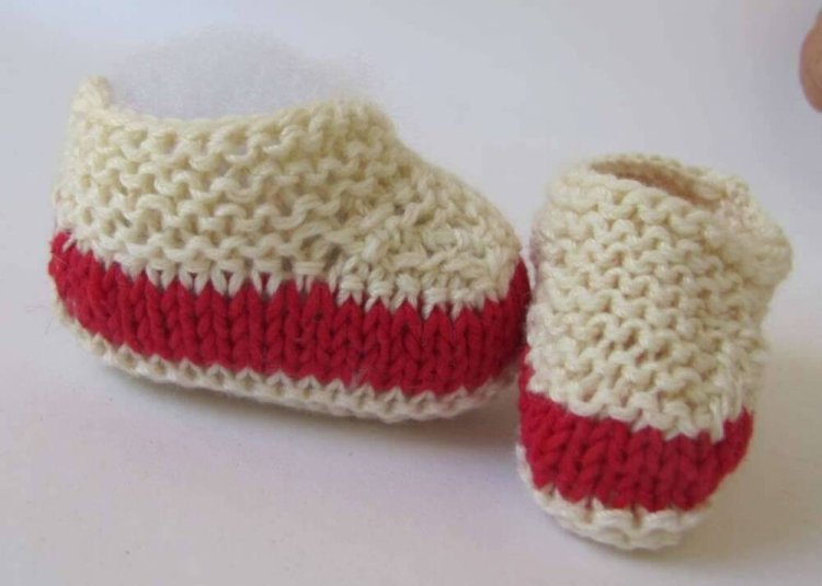 KSS Cotton/Acrylic Red/Ivory Booties (3 - 6 Months)