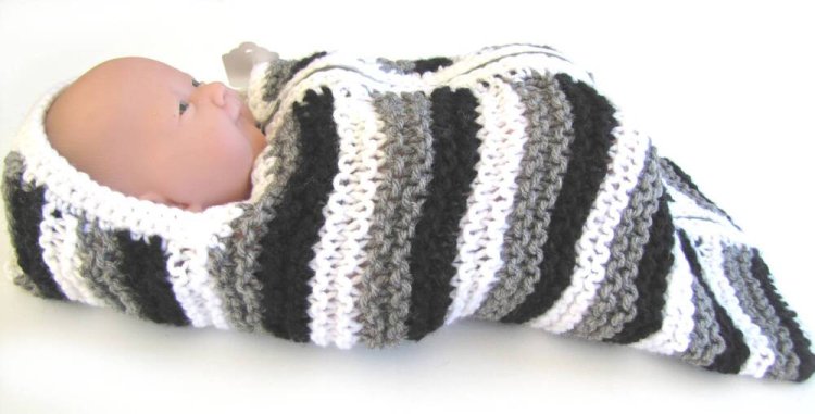 KSS Black, Grey and White Baby Cocoon Bag with Zipper