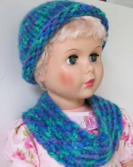 KSS Blue/Green Acrylic Hat and Scarf Set 1 - 2 Years HA-200 - Click Image to Close