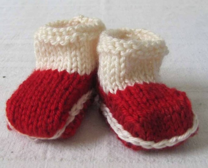 KSS Natural Knitted Classic Mittens and Booties (0 - 3 Months) BO-067