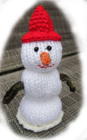 KSS A Handmade Snowman Size Medium 9" Tall - Click Image to Close
