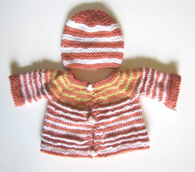 KSS Peach/White Knitted Sweater and a Hat (6 Months) - Click Image to Close