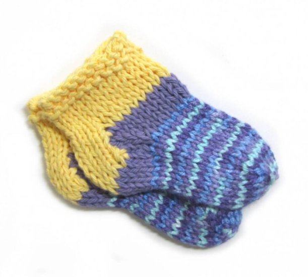 KSS Yellow/Blue Knitted Socks (3-6 Months) - Click Image to Close