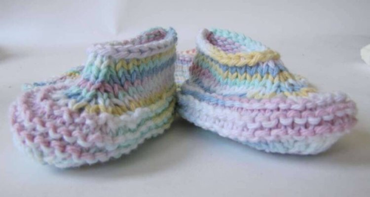 KSS Cotton Knitted Booties and Bib (6 - 9 Months) - Click Image to Close