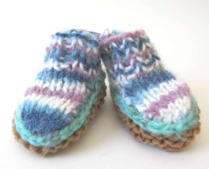 KSS Earth Colored Knitted Baby Booties (6 - 9 Months) BO-059-HA-065 - Click Image to Close