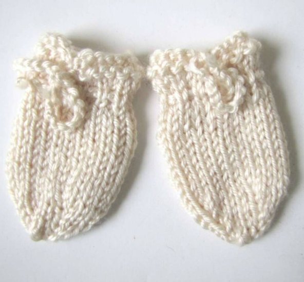 KSS Natural Knitted Classic Mittens and Booties (0 - 3 Months) BO-067 - Click Image to Close