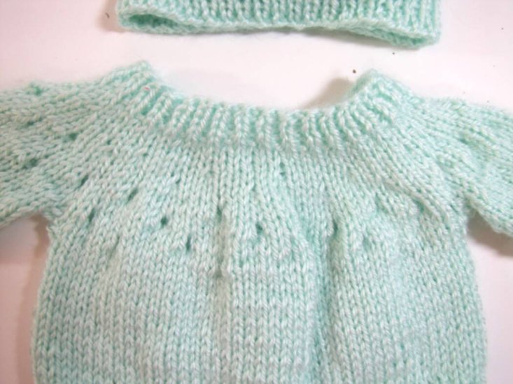 KSS Mint Green Sweater/Cardigan with a Hat (3  Months)