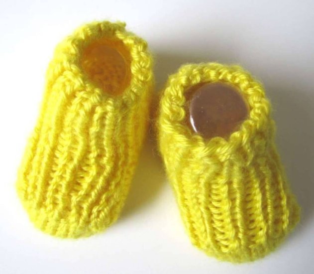 KSS Yellow Acrylic Knitted Cuffed Booties (3 Months) - Click Image to Close