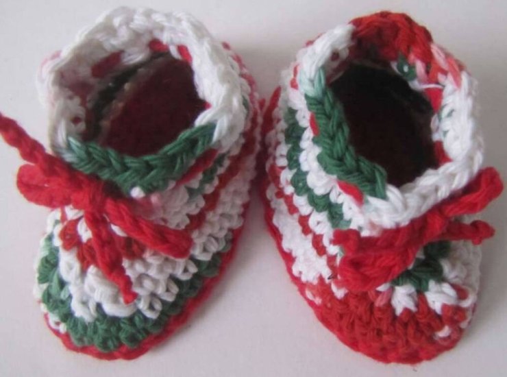 KSS Christmas Cotton Crocheted baby Booties (3-6 Months)