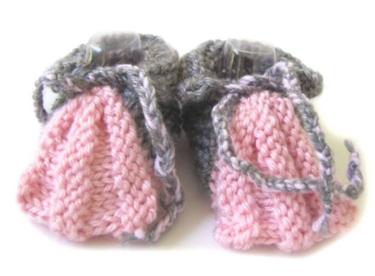 KSS Grey/Pink Colored Knitted  Booties (9-12 Months) BO-074