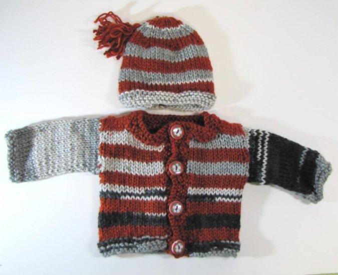 KSS Grey Maroon Sweater/Cardigan with a Hat (3 Months) - Click Image to Close