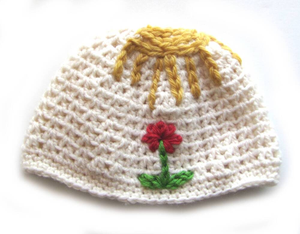 KSS Off White Crocheted Cap with the Flower and the Sun 13" (Newborn) KSS-HA-713