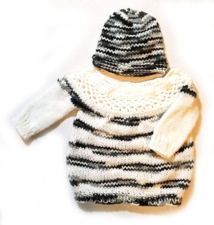 KSS Black/Whie Striped Pullover Sweater with a Hat (9-12 Months) KSS-SW-1001