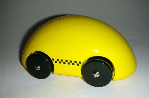 Playsam Streamliner Classic Yellow Taxi 13234 - Click Image to Close